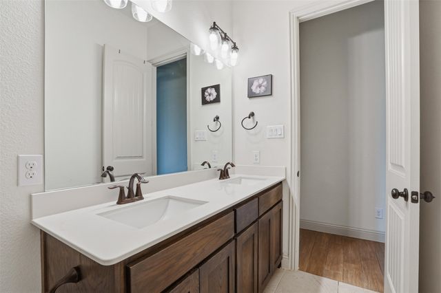 12140 Indian Creek Drive, Fort Worth, TX 76179