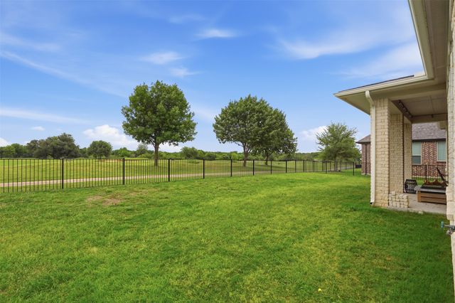 12140 Indian Creek Drive, Fort Worth, TX 76179