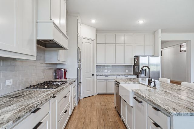 12140 Indian Creek Drive, Fort Worth, TX 76179