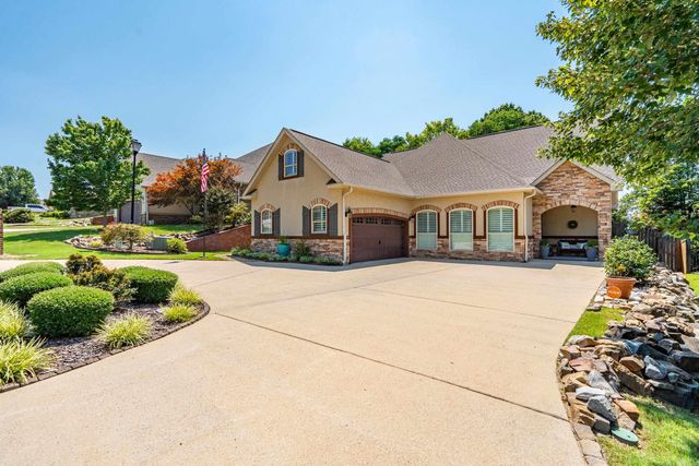 426 Willow Bend Cir, Hot Springs, AR 71913