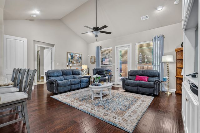 426 Willow Bend Cir, Hot Springs, AR 71913