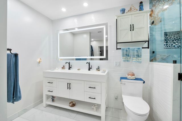 6517 Bay Club Drive 4, Fort Lauderdale, FL 33308