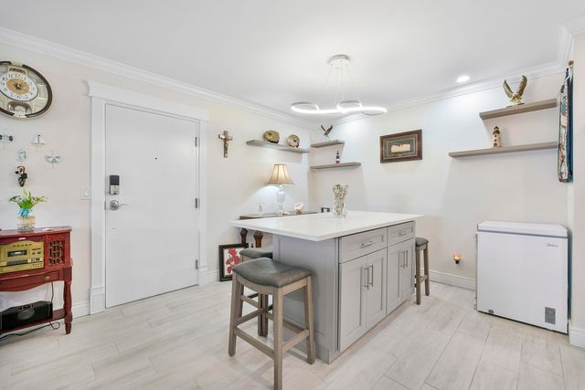 6517 Bay Club Drive 4, Fort Lauderdale, FL 33308