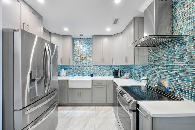 6517 Bay Club Drive 4, Fort Lauderdale, FL 33308