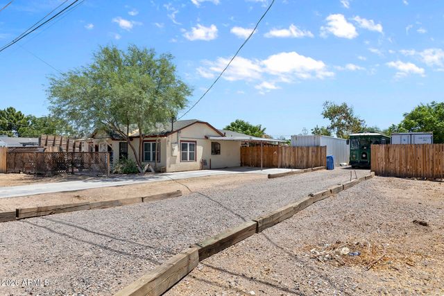 2639 N 28TH Place, Phoenix, AZ 85008