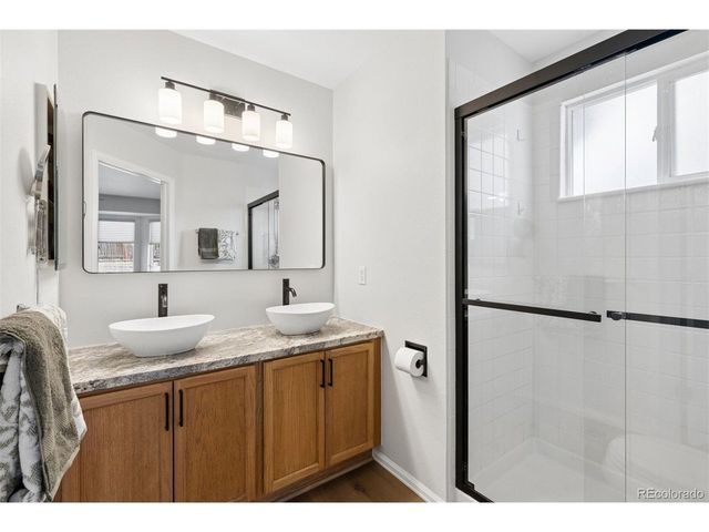 865 W 96th Ave, Thornton, CO 80260