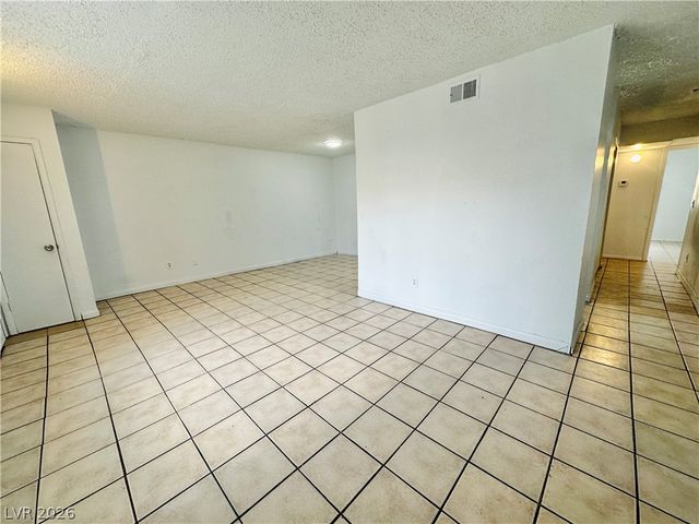 3620 ALA Drive 2, Las Vegas, NV 89103