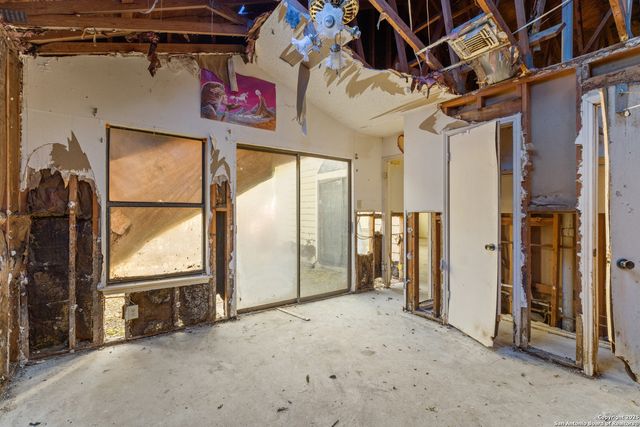 2827 Almond Field, San Antonio, TX 78245