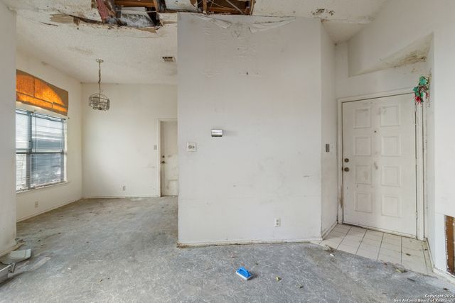 2827 Almond Field, San Antonio, TX 78245