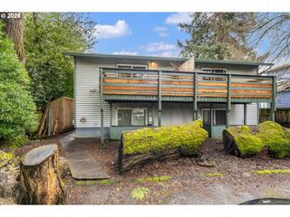 -1 Se 8TH Ave, Portland, OR 97202