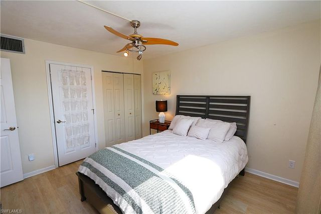 1004 Manatee RD H202, Naples, FL 34114