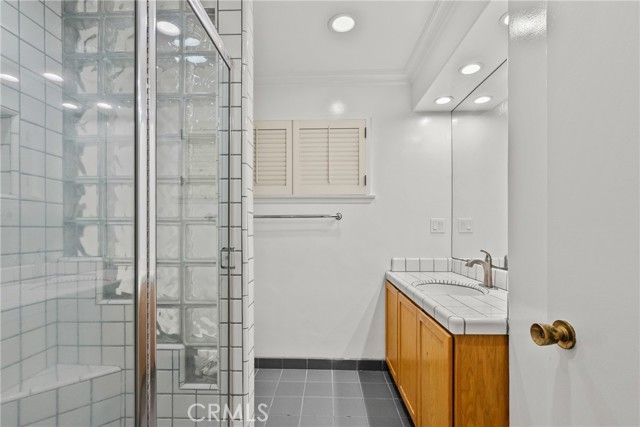 19838 Labrador, Chatsworth (los Angeles), CA 91311