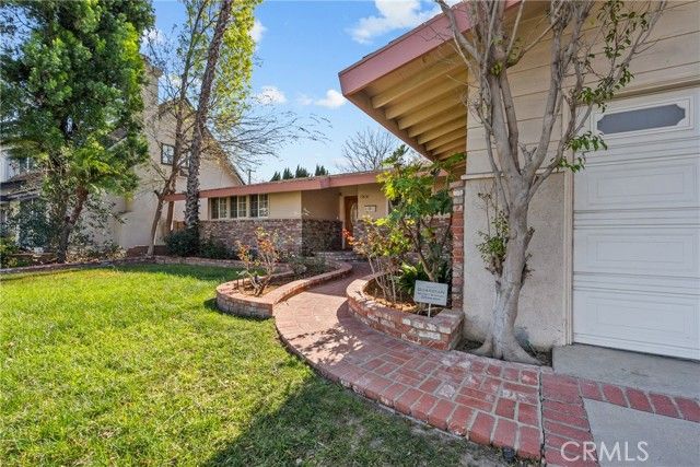 19838 Labrador, Chatsworth (los Angeles), CA 91311