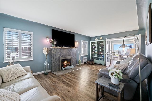 8115 Colony Drive, Update, MI 48001