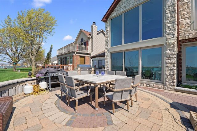 8115 Colony Drive, Update, MI 48001