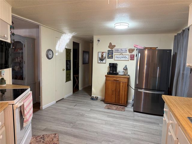 1408 RIDGE ROAD, Tavares, FL 32778