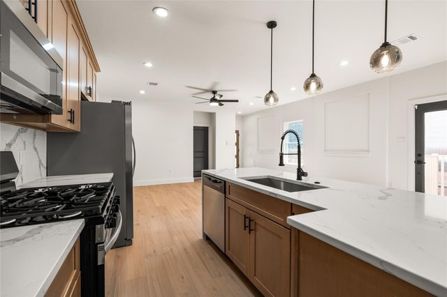 5321 Rue Street, Houston, TX 77033