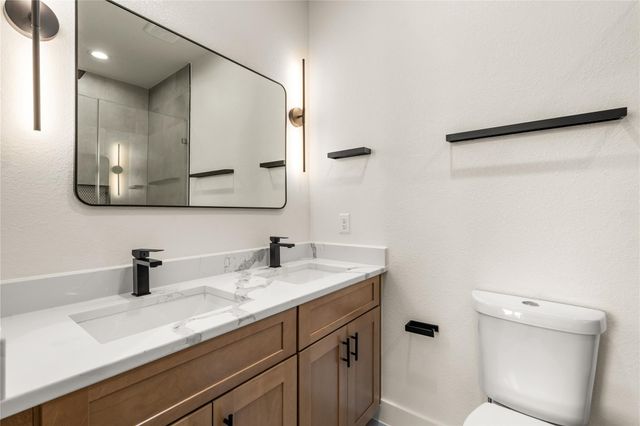 5321 Rue Street, Houston, TX 77033