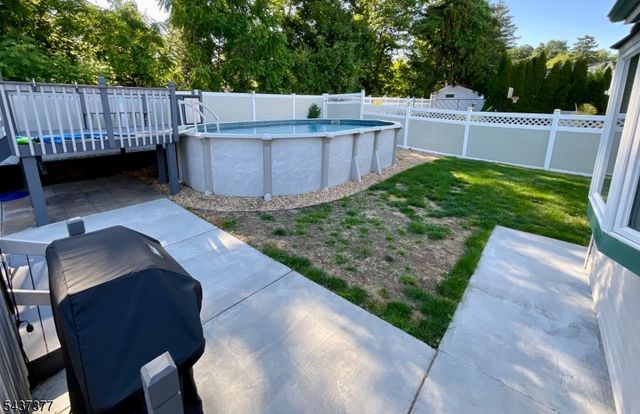 11 Chadwick Dr, Bloomfield Twp., NJ 07003
