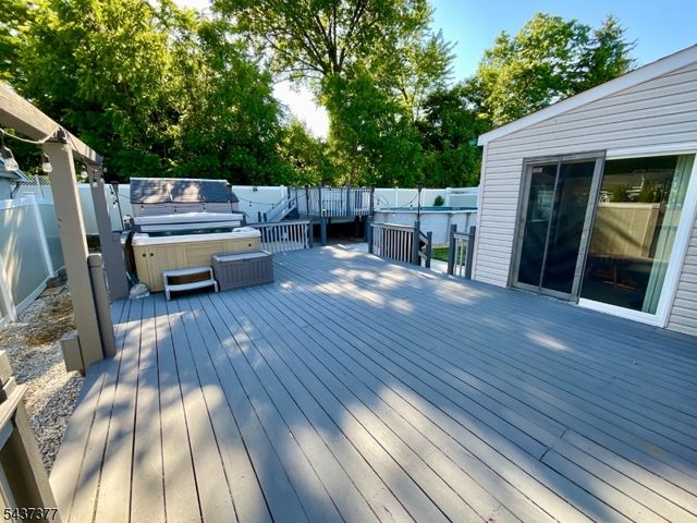 11 Chadwick Dr, Bloomfield Twp., NJ 07003