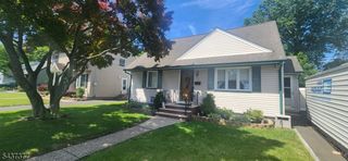 11 Chadwick Dr, Bloomfield Twp., NJ 07003