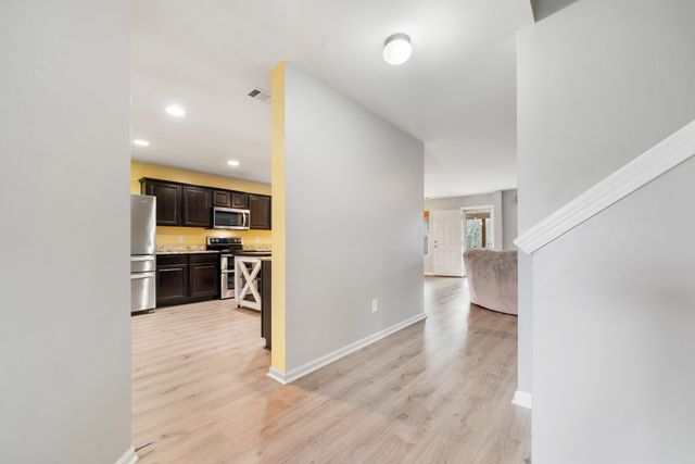 1003 Benwick Rd, Hendersonville, TN 37075