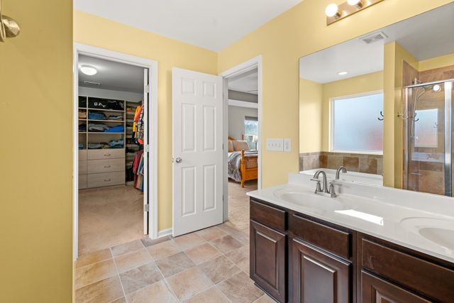 1003 Benwick Rd, Hendersonville, TN 37075