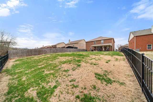 1003 Benwick Rd, Hendersonville, TN 37075