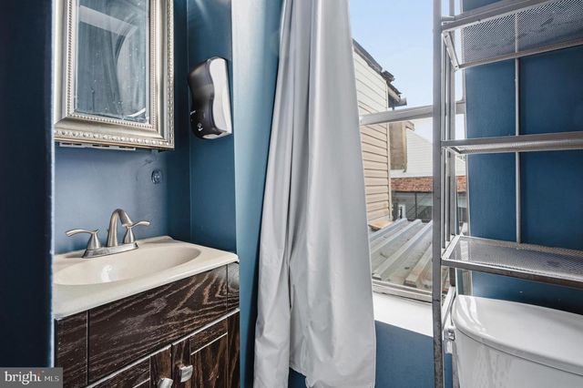 1346 T ST NW, Washington, DC 20009