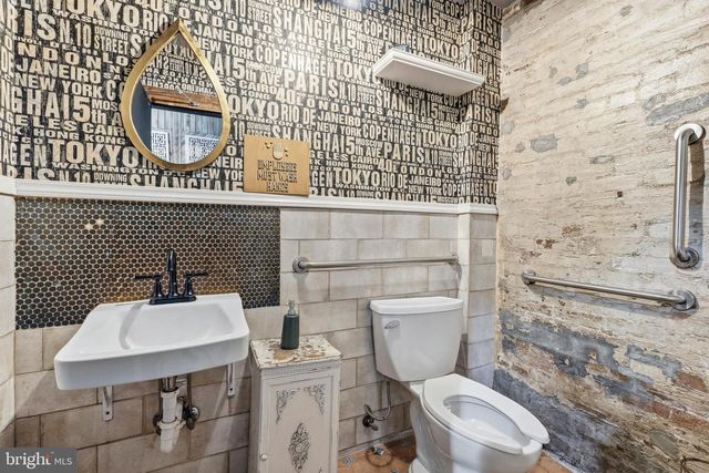 1346 T ST NW, Washington, DC 20009