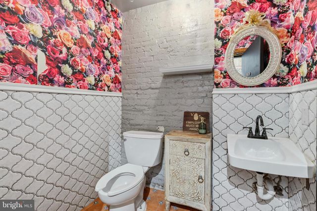 1346 T ST NW, Washington, DC 20009