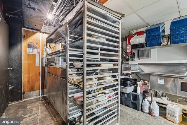 1346 T ST NW, Washington, DC 20009