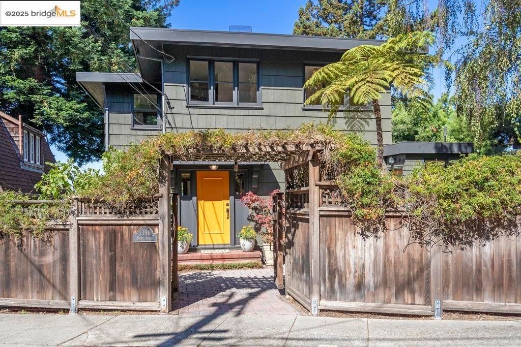 1398 Scenic Ave, Berkeley, CA 94708