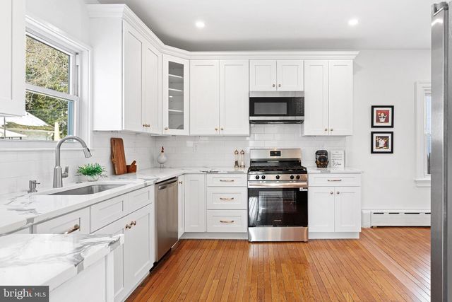 840 LINDALE AVE, Drexel Hill, PA 19026