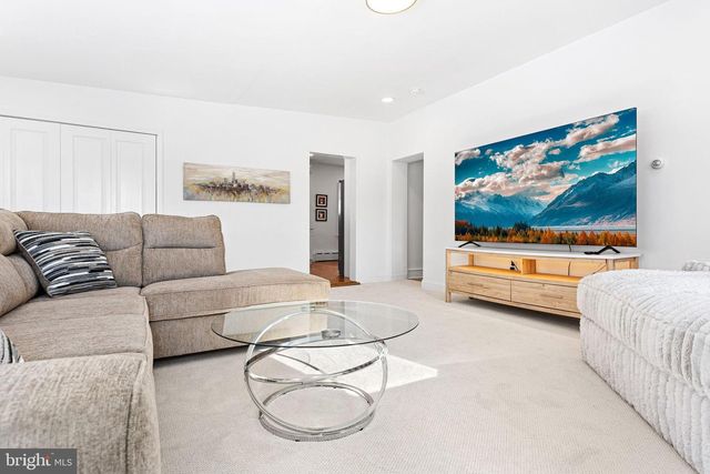 840 LINDALE AVE, Drexel Hill, PA 19026