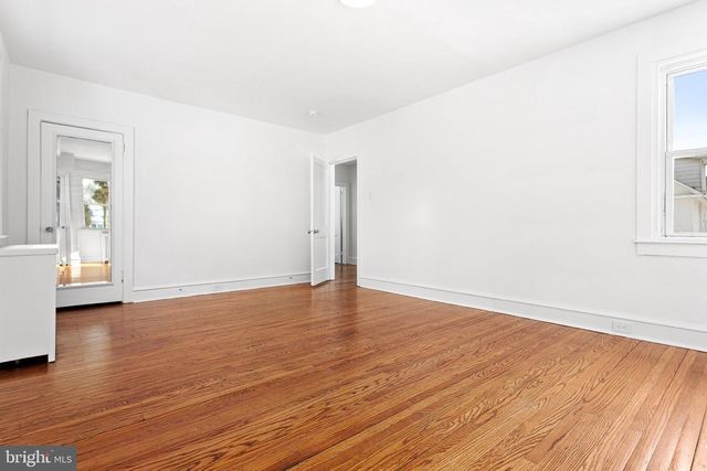 840 LINDALE AVE, Drexel Hill, PA 19026