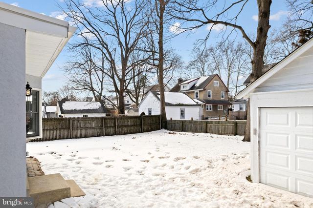 840 LINDALE AVE, Drexel Hill, PA 19026