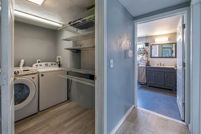 1022 W GRANDVIEW Boulevard, Erie, PA 16509