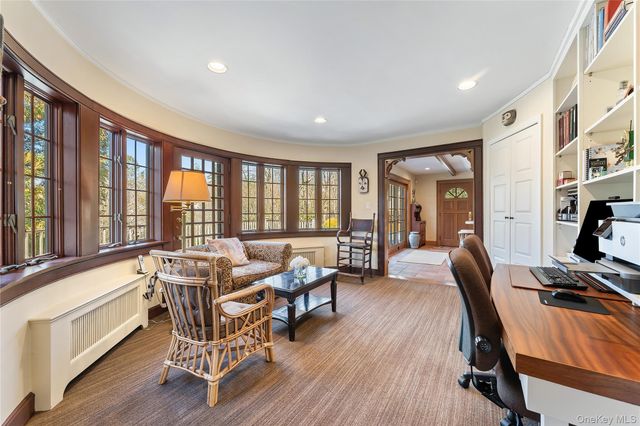 11 Mamaroneck Road, Scarsdale, NY 10583