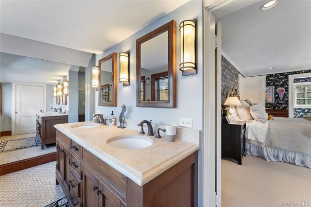 11 Mamaroneck Road, Scarsdale, NY 10583