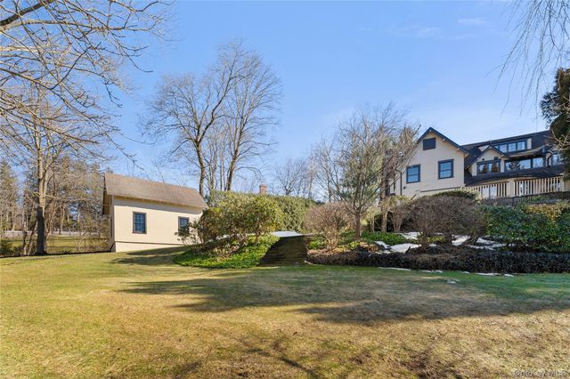 11 Mamaroneck Road, Scarsdale, NY 10583