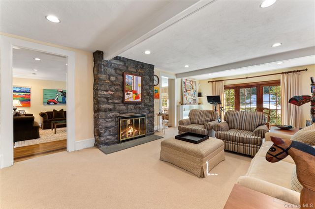 11 Mamaroneck Road, Scarsdale, NY 10583