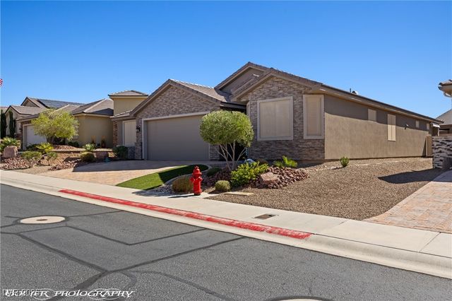 60 Dancing Sky Trail, Mesquite, NV 89027