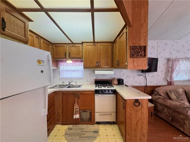 1433 E Daytona Drive, Mission, TX 78572