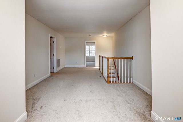 7 Fire Thorn Lane 7, Milford, CT 06461