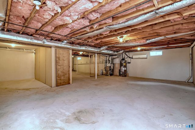 7 Fire Thorn Lane 7, Milford, CT 06461