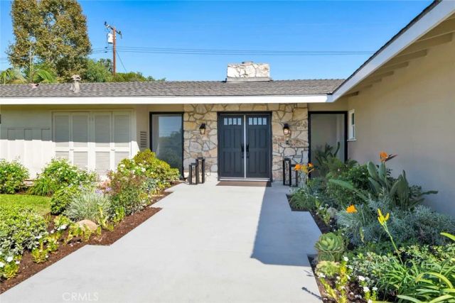 13232 Sandhurst Place, Santa Ana, CA 92705
