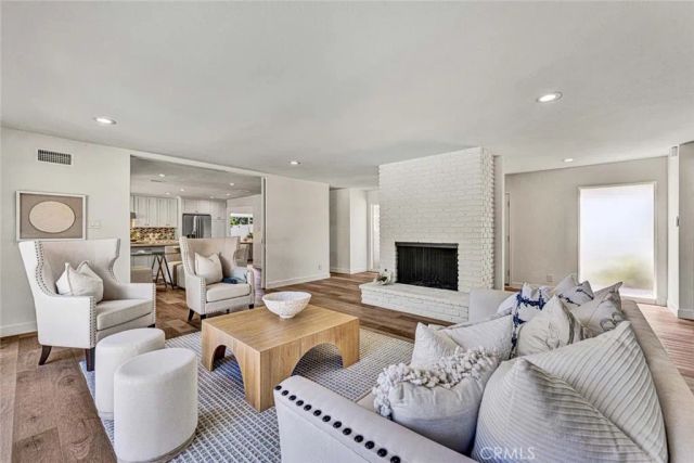 13232 Sandhurst Place, Santa Ana, CA 92705