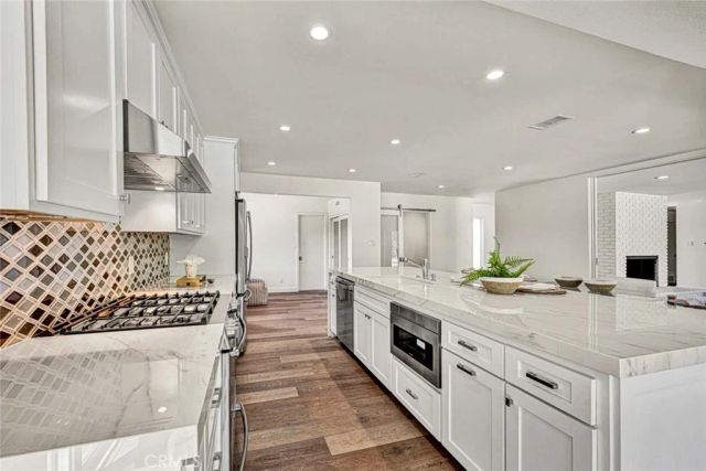 13232 Sandhurst Place, Santa Ana, CA 92705