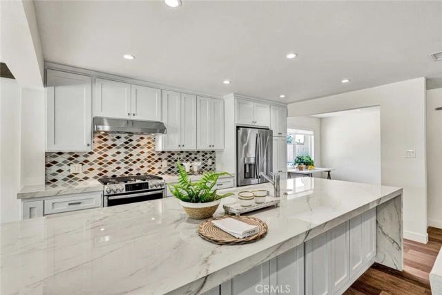 13232 Sandhurst Place, Santa Ana, CA 92705